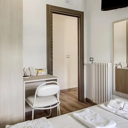 Affittacamere La Villetta - Xenia 3*